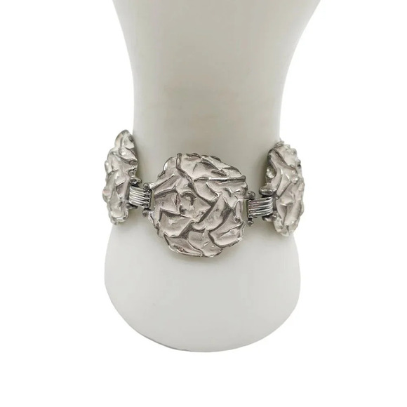 Sarah Coventry Jewelry - 1960s Vintage Sarah Coventry Rose Panel White Enamel Silver Tone Bracelet
